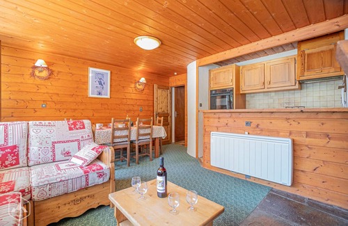 Bonneval-sur-Arc Apartment | Apartment 100 m to the lifts - Bonneval sur Arc Station