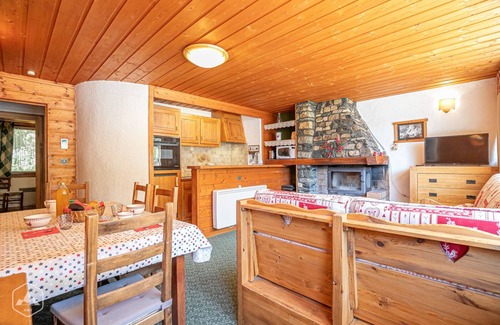 Bonneval-sur-Arc Apartment | Apartment 100 m to the lifts - Bonneval sur Arc Station