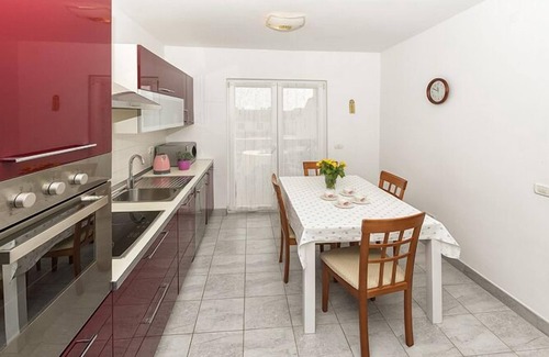 Vintijan Apartment | Apartment 1366/15971 (Istria - Pula), 1500m from the beach