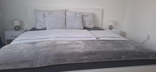 Knezeves Apartment | Apartment 144