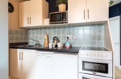 Harrogate Apartment | Apartment 2: 2 Bedrooms & Sofa bed sleeps 6