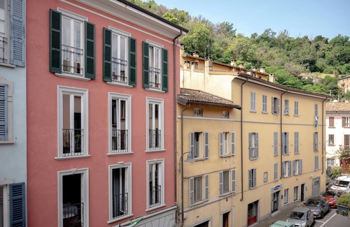 Como Apartment | Apartment 2 bedrooms,sofa bed and 3 bathrooms for families and groups of friends