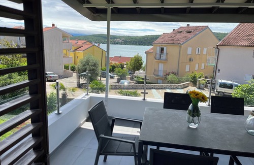 Cizici Apartment | Apartment 2 - Exclusive vacation apartment with sea view and pool