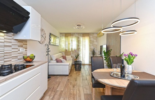 Vintijan Apartment | Apartment 2207/58898 (Istria - Pula), 800m from the beach