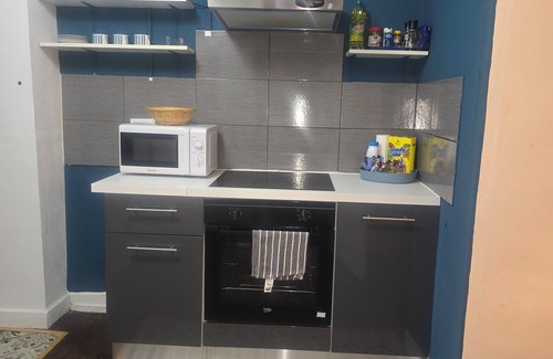 Le Dorat Apartment | Apartment 3 a lovely 1 bed flat with garden and parking.