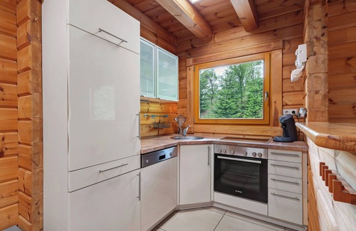 Gengenbach Apartment | Apartment '3 - Panoramic View' with Shared Terrace, Shared Garden and Wi-Fi