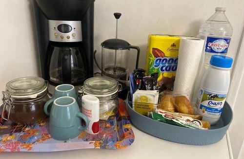 Carhaix-Plouguer Apartment | Apartment 4 a lovely 2 bed flat with garden and parking.