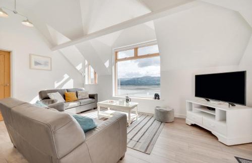 Aberdovey Apartment | Apartment 4 The Old Stables