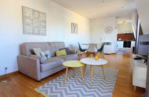 Serris Apartment | Apartment 4pax Val d'Europe, 10mn Disneyland (ELBA 3)