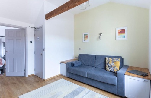 Canterbury Apartment | Apartment 5 at Number 8: 1 bedroom, sofa bed in lounge, kitchenette & walk-in shower