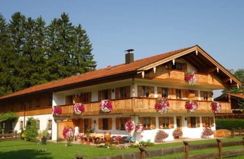 Rottach-Egern Apartment | Apartment 6 (App-Mansard) - Apartments Lohbinder (Fam. Holzer)