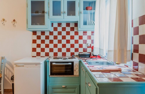 Agios Ioannis Apartment | Apartment '9' with Wi-Fi and Air Conditioning