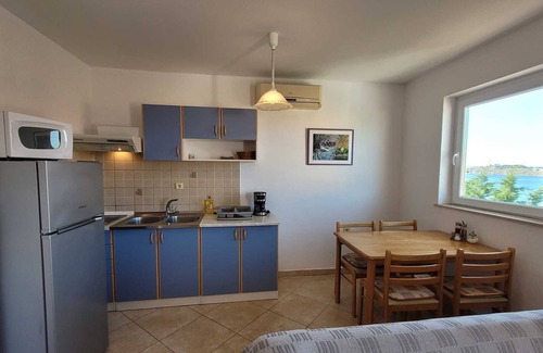 Municipality of Omisalj Apartment | Apartment Adriana 1 for 4 people