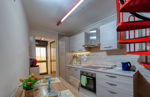 Mesagne Apartment | Apartment 'Alloggio Turistico Le Farfalle' with Private Terrace, Wi-Fi and Air Conditioning