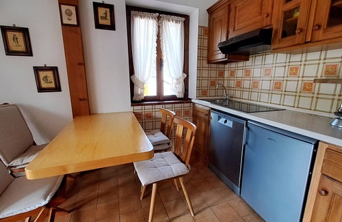 Vodo Cadore Apartment | Apartment 'Antelao Relax a Vinigo' with Mountain View, Private Terrace and Wi-Fi