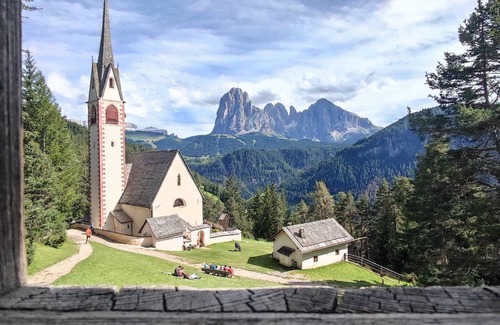 Ortisei Apartment | Apartment 'Apartments Emilia 2' with Mountain View, Balcony and Wi-Fi