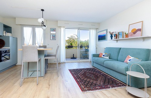 Anglet Apartment | Apartment 'Appart Anglet' with Private Terrace