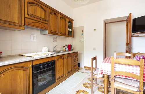 Lotzorai Apartment | Apartment 'Appartamento Orto Degli Ulivi' with Private Terrace, Private Garden and Wi-Fi