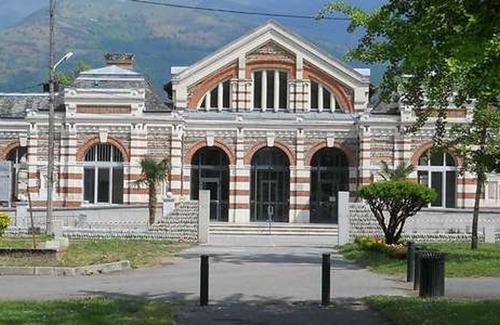 Argeles Gazost Apartment | Apartment Argelès-Gazost, 2 bedrooms, 6 people