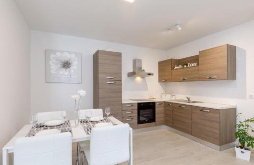 Mugeba Apartment | Apartment Aria