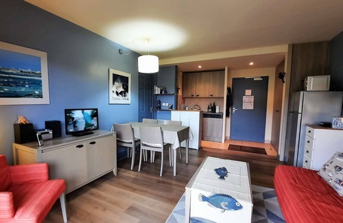 Perros-Guirec Apartment | Apartment at the foot of Trestraou beach
