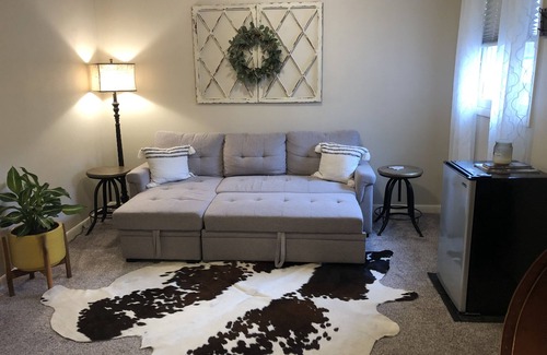 Erwin Apartment | Apartment attached to Main House with own entrance