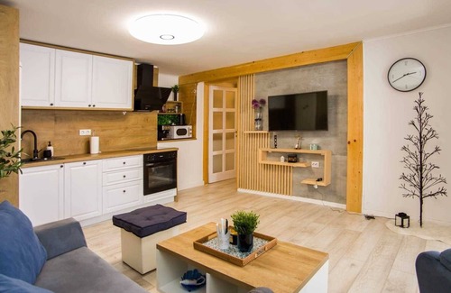 Metohija Apartment | Apartment Badia with free parking