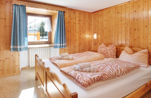 Trepalle Apartment | Apartment 'Bait Di Farina' with Mountain View and Wi-Fi