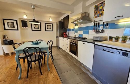 Njivice Apartment | Apartment Barbara with sea view