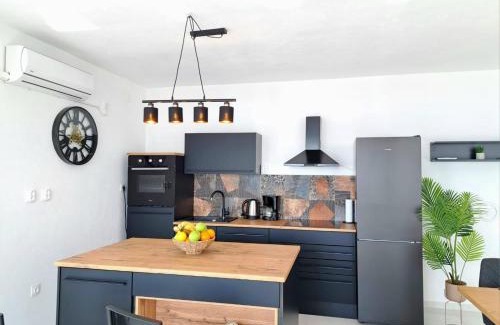 Selce Apartment | Apartment Beach view