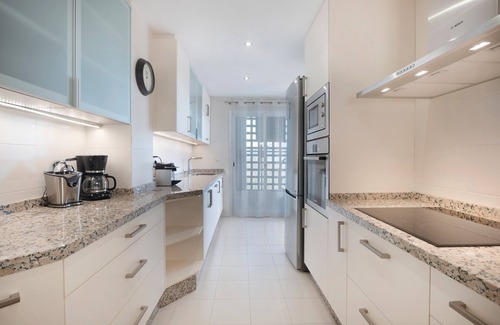 Ojen Apartment | Apartment 'Bella Vista' with Sea View, Wi-Fi and Air Conditioning