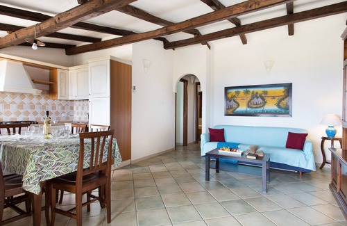 San Teodoro Apartment | Apartment 'Belvedere' with Sea View, Wi-Fi and Air Conditioning