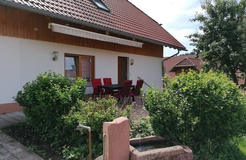 Elzach Apartment | Apartment 'Bergwiese, 75qm' with Mountain View, Private Terrace and Wi-Fi