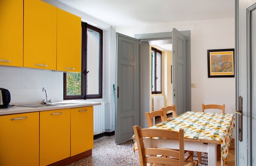 Santa Giustina Apartment | Apartment 'Bivai - Glera' with Shared Pool, Private Terrace and Wi-Fi
