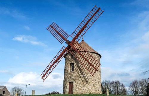 Lancieux Apartment | Apartment Bleu Marine by Interhome