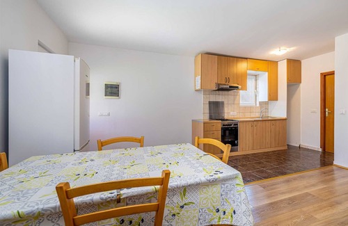 Milohnici House | Apartment BORO with pool