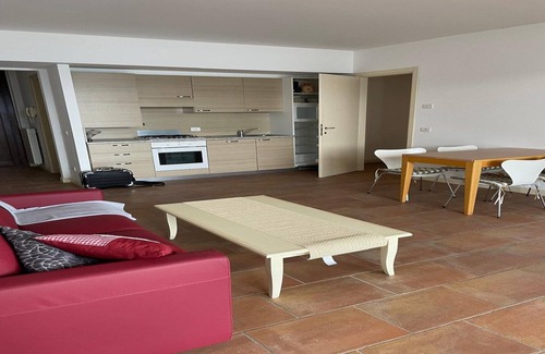 Oggebbio House | Apartment by Lake Maggiore with Stunning View