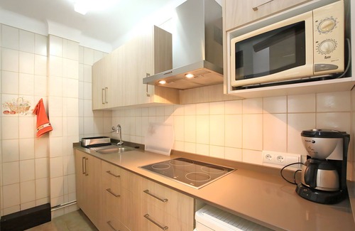 Cala Figuera Apartment | Apartment 'Cala Figuera 3b' with Sea View, Wi-Fi and Air Conditioning