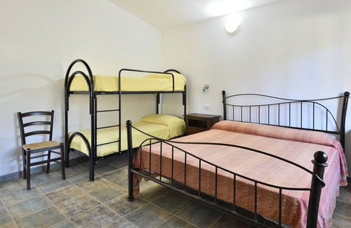 Elini House | Apartment "Casa Corongiu 3" with Mountain View & Shared Garden