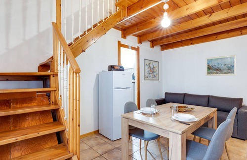 Seneghe Apartment | Apartment "Casa De Castro" with A/C