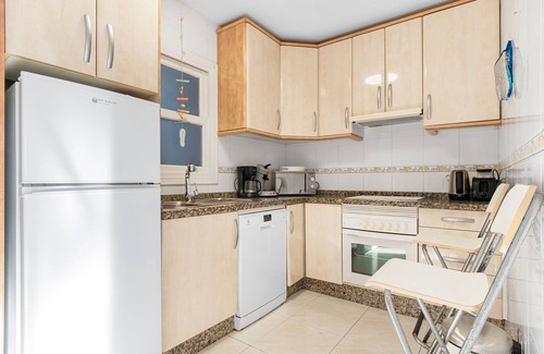 Orihuela Costa Apartment | Apartment 'Casa Reina Arriba Fewo Cabo Roig' with Shared Pool, Wi-Fi and Air Conditioning