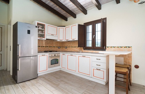 Dorgali Apartment | Apartment Casa Sole with Mountain View, Wi-Fi, Garden & Terrace
