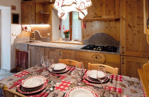 Falcade Apartment | Apartment 'Casa Soraya' with Mountain View, Shared Garden and Balcony