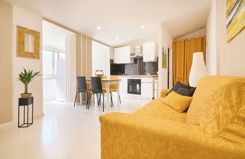Piombino Apartment | Apartment 'Casalsole Piombino' with Wi-Fi and Air Conditioning