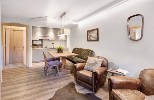 Teola Apartment | Apartment "Chalet Sonne Comfort" Near the Ski Area with Mountain View & Garden