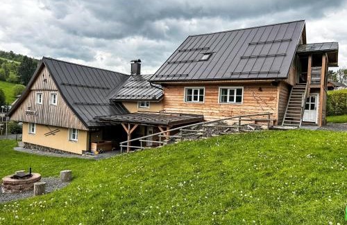 Rokytnice nad Jizerou Apartment | Apartment Chalupa U Bobra-3 by Interhome