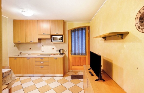 Livigno Apartment | Apartment "Cima Cavalli" with Mountain View, Garden & Wi-Fi