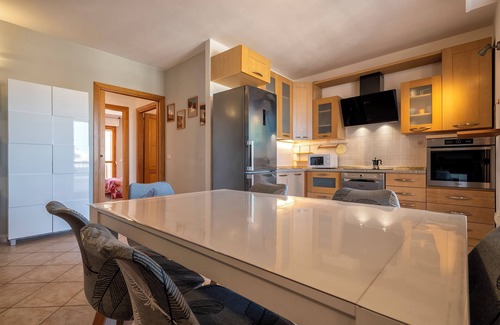 Alghero Apartment | Apartment 'Clhome Comfort at the beach' with Private Terrace, Wi-Fi and Air Conditioning