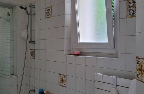 Neuilly-sur-Seine Apartment | Apartment close to the Champs Elysées and major tourist attractions