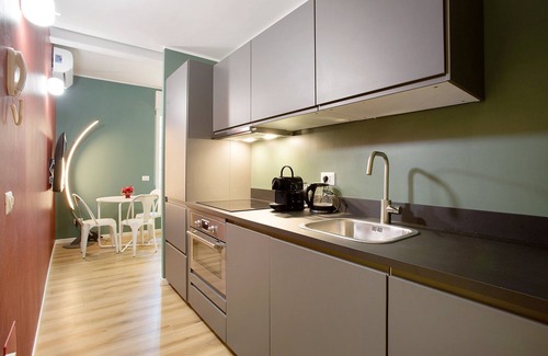 De Angeli Apartment | Apartment 'Costanza' with Shared Garden, Wi-Fi and Air Conditioning